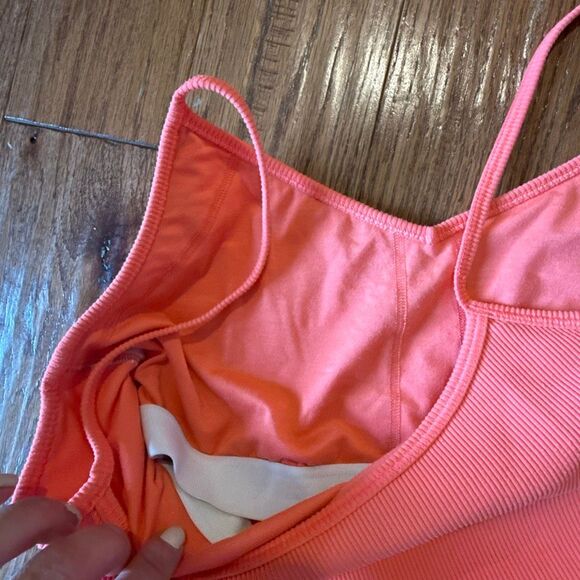 Gap fit coral ribbed built in bra cropped ribbed tank small - Picture 8 of 8